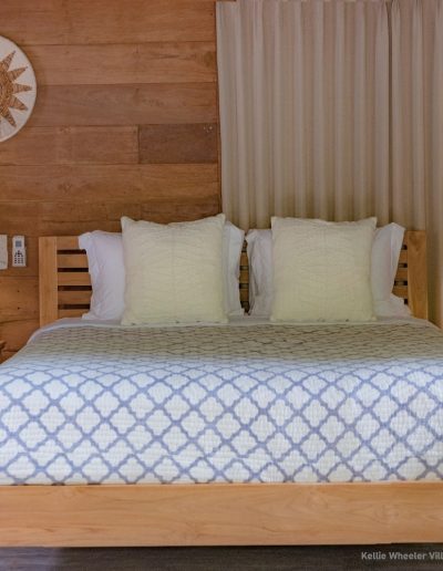seashell inlay table lamp in villa bali